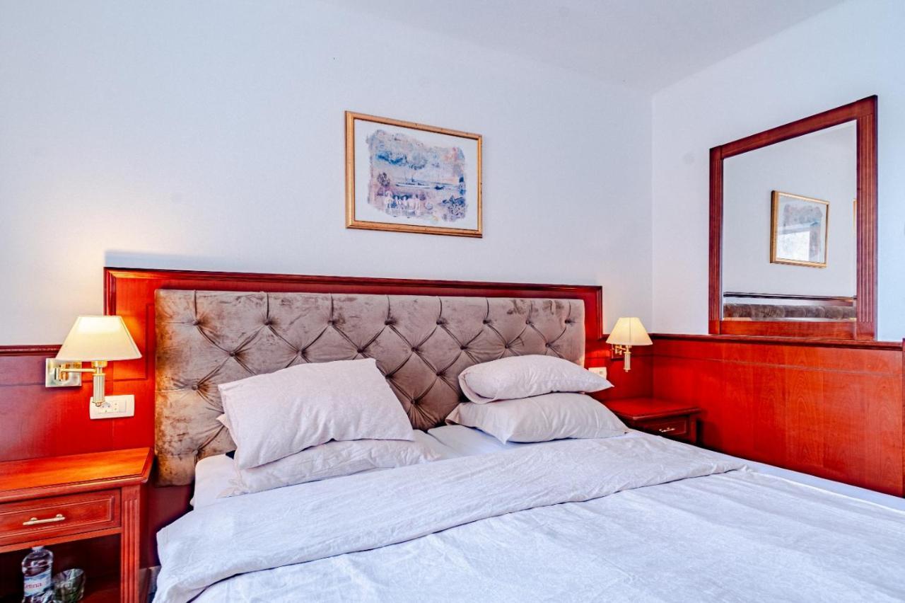 Hotel Dalmacija Vela Luka Εξωτερικό φωτογραφία